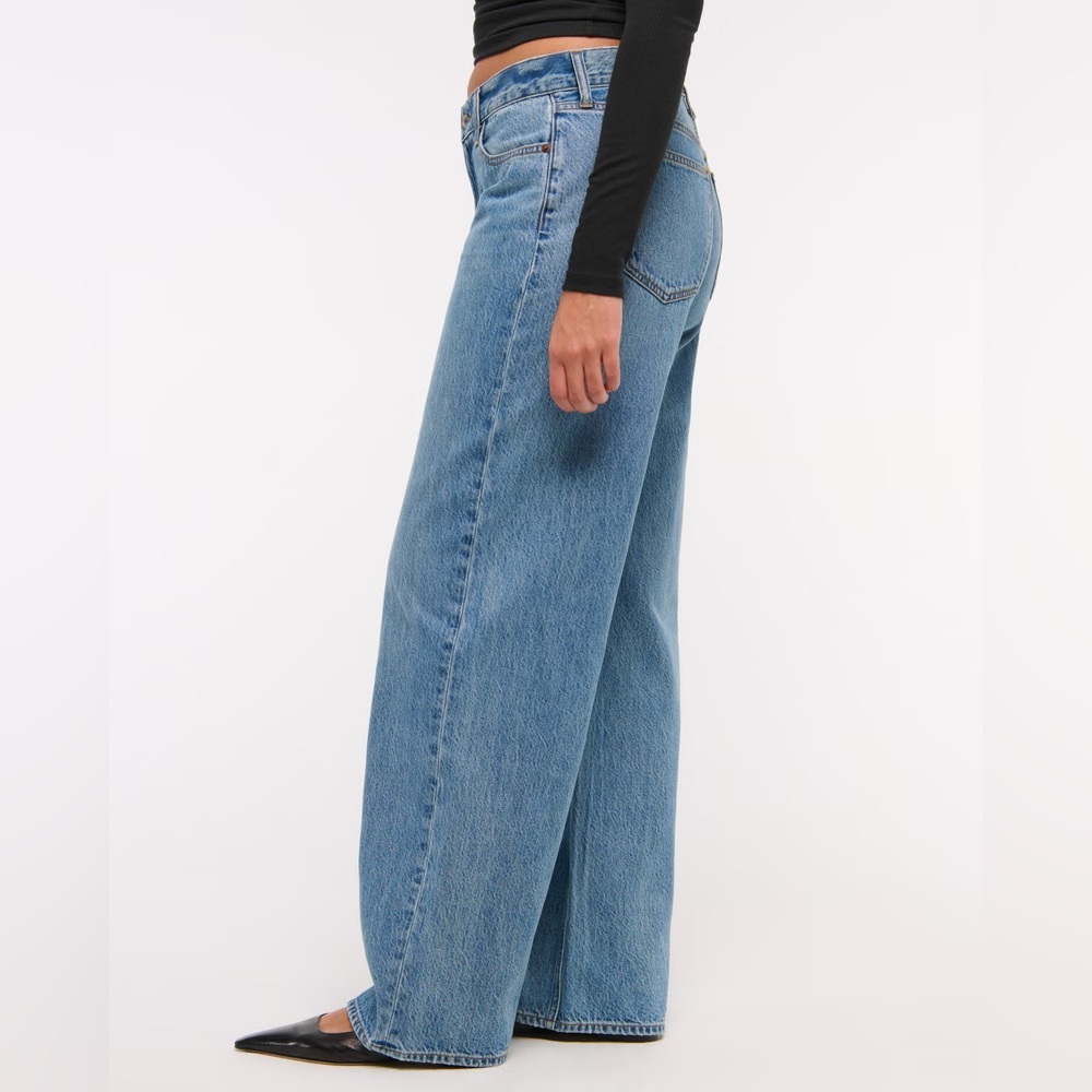Abercrombie - Curve Love Low Rise Ultra Loose Lightweight Drapey Rigid Jean - Picture 5 of 13